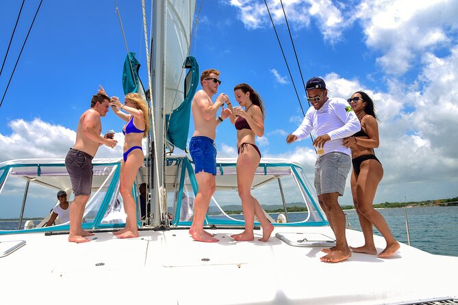 3.5hr Private Catamaran Cruise with Snorkeling, DJ, Bar, Food - Montego Bay Marine Park and Time in the Water