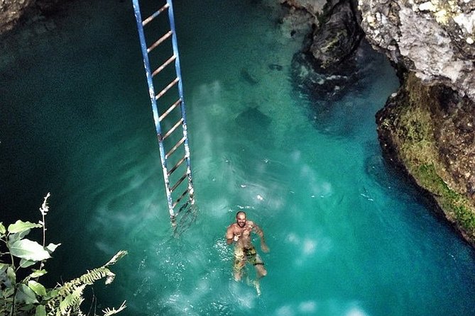 4. Negril Full-Day Guided / Sunset Tours 7miles Beach Blue Hole & Ricks Café - Blue Hole Mineral Spring: a swim in a limestone cavern