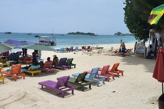 7 Mile Beach and Rick's Cafe Private Tour - From Montego Bay to Negril by private car