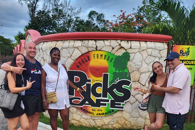 7 Mile Beach and Rick's Cafe Private Tour - Should you book this tour?