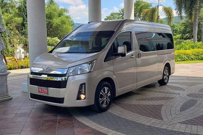 Airport Private Transfers from Montego Bay to Hilton Rose Hall - Leaving Sangster International Airport without the taxi scramble