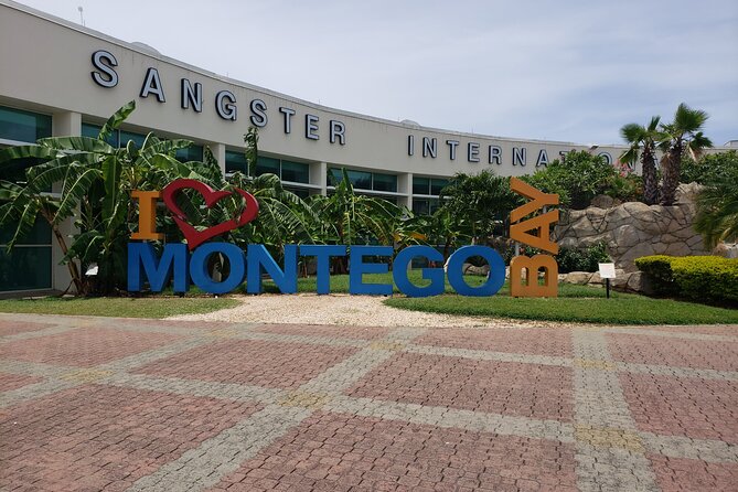 Airport Transfer Montego Bay: Riu Montego / Reggae / Palace - Key points to know