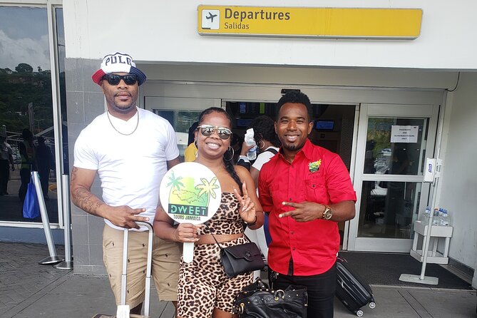 Airport Transfer Montego Bay: Riu Montego / Reggae / Palace - A short ride that removes the airport fuss