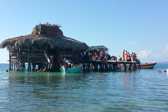 Appleton Estate Rum Tour and Pelican Bar Customize Tour - A long road into Jamaica’s south coast