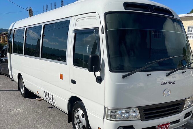 Bahia Principe Grand Jamaica Private Airport transfer - The return from the resort lobby