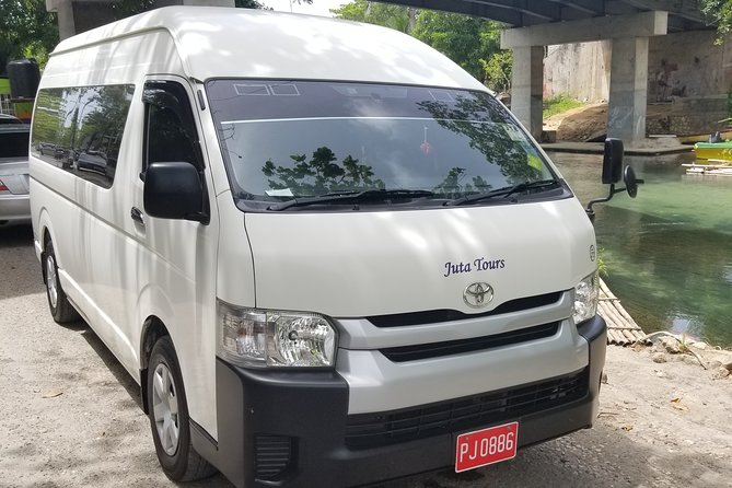 Bahia Principe Grand Jamaica Private Airport transfer - Why a private sedan or van can be worth the cost