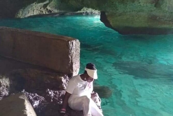 Bamboo Rafting Limestone Foot Massage/Negril 7 Miles Beach/Ricks Cafe Combo - Seven Miles Beach: a short taste of Negril’s coast