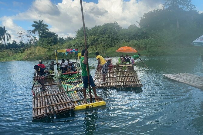 Bamboo rafting on the great river -Transportation only - Who will enjoy this Great River outing