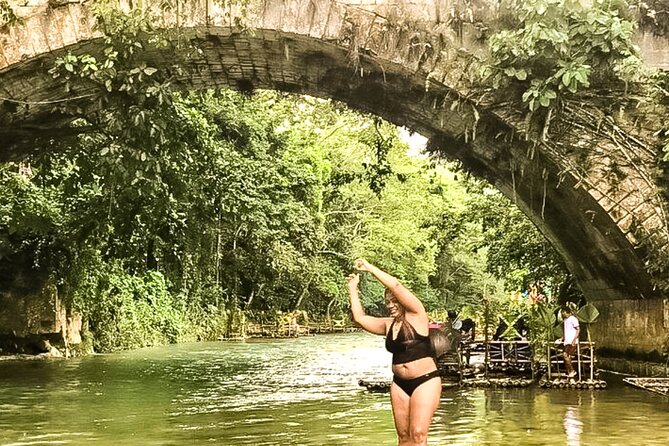 Bamboo River Rafting Limestone Foot Massage & Bottle of Rum Punch - Private transport and group comfort