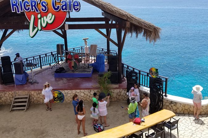 Bamboo River Rafting with Negril Ricks Cafe Visit - Should you book this tour?