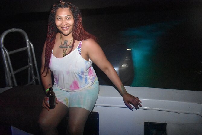 Bioluminescent Lagoon Tour: Night Swimming and Liming in Jamaica - The short boat ride across the lagoon