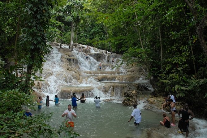 Blue Hole and Dunn's River Falls from Montego Bay - Key points to know before booking