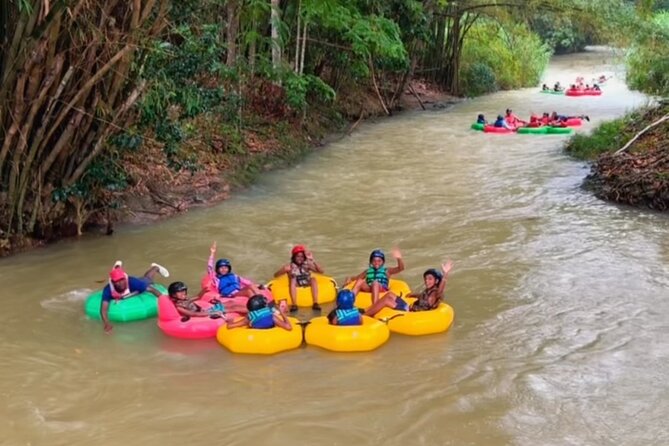 Blue Hole and River Rapids Adventure - Rio Bueno: calm water with a little bite