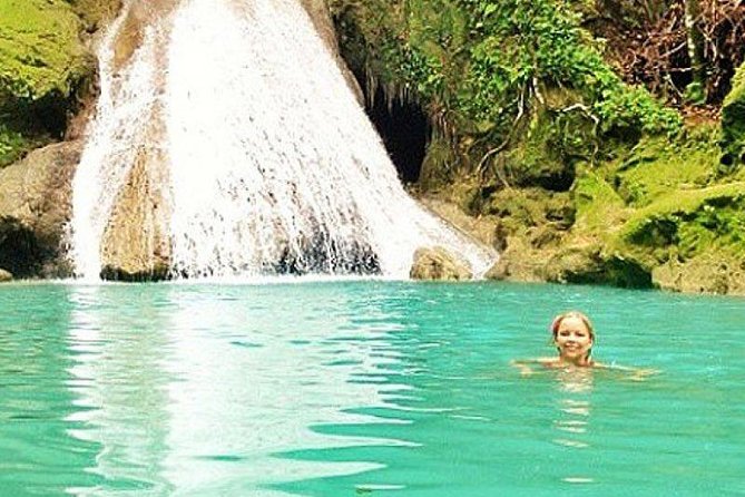 Blue Hole and River Tubing Combo from Ocho Rios - What makes the Blue Hole worth your time