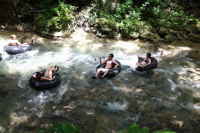 Blue Hole and River Tubing from Montego Bay - Lunch and the local craft market