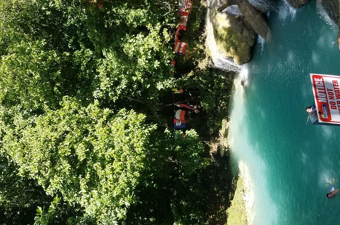 Blue Hole Day Trip with Admission and Guided Tour from Montego Bay - How the service affects the experience