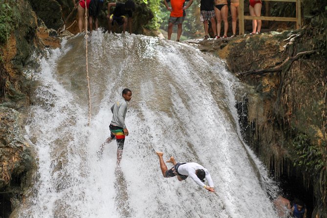Blue Hole & Dunn's River Falls with Lunch from Negril - Is $140 a fair price from Negril?