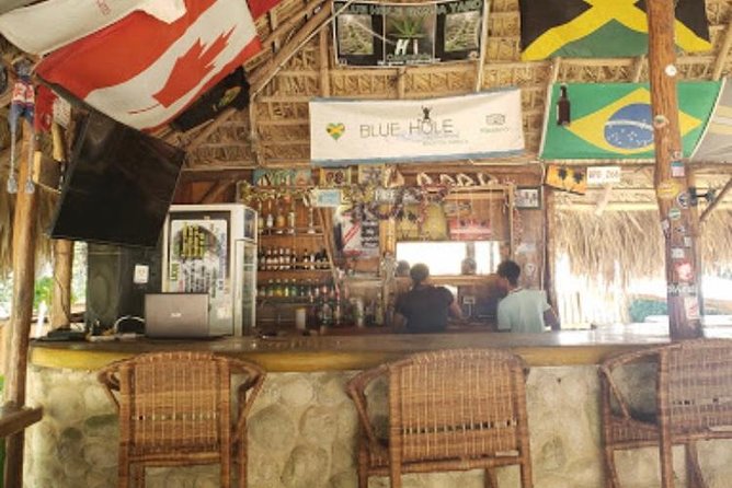 Blue Hole Mineral Spring and Ricks Cafe Private Tour - Practical details that can save you trouble