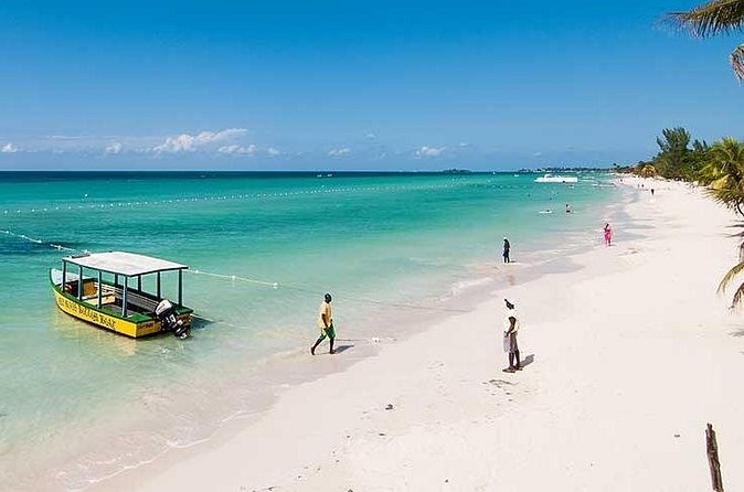 Blue Hole Mineral Spring, Ricks Cafe, 7 Mile Beach and Shopping Private Tour - Is $129 a good value?