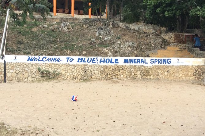 Blue Hole Mineral Springs, Rick's Café, and Shopping Combo Tour - Rick’s Café for cliff jumping and sunset