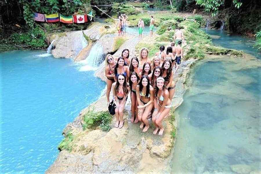 Blue Hole, Secret Falls, and Dunn's River Falls Combo Day-Tr - Blue Hole: rope swings, jumps, and cool water