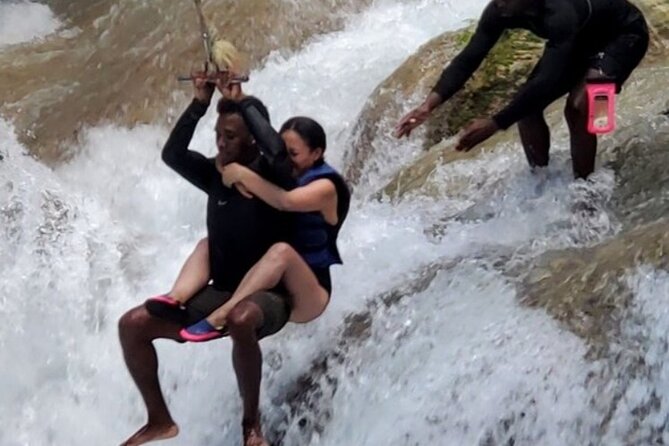 Bluehole and Bamboo Rafting from Montego Bay - Two very different river days from Montego Bay