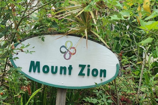 Bob Marley 9 Miles, Dunn's River from Montego Bay. - The private drive from Montego Bay