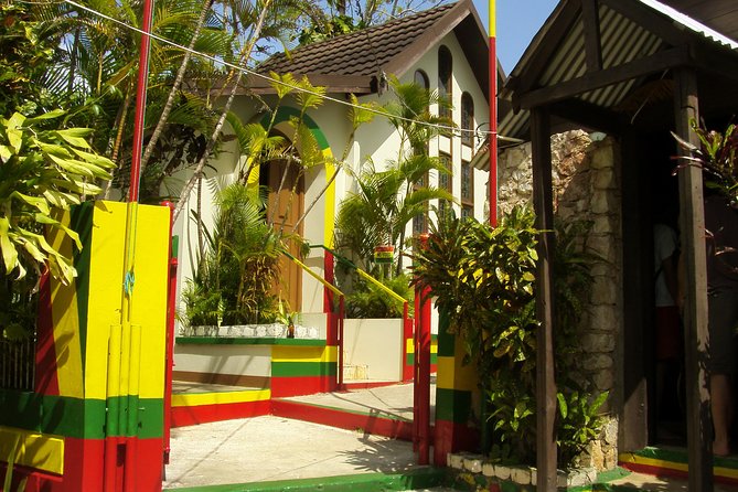 Bob Marley Nine Mile and Dunn's River Falls Tour From Montego Bay - A Jamaican lunch between the major stops
