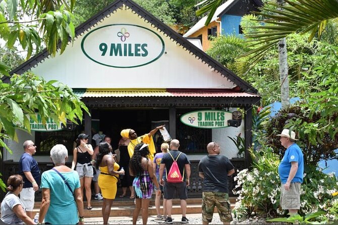 Bob Marley Nine Mile Home Private Tour from Montego Bay - The ride from Montego Bay to Nine Mile