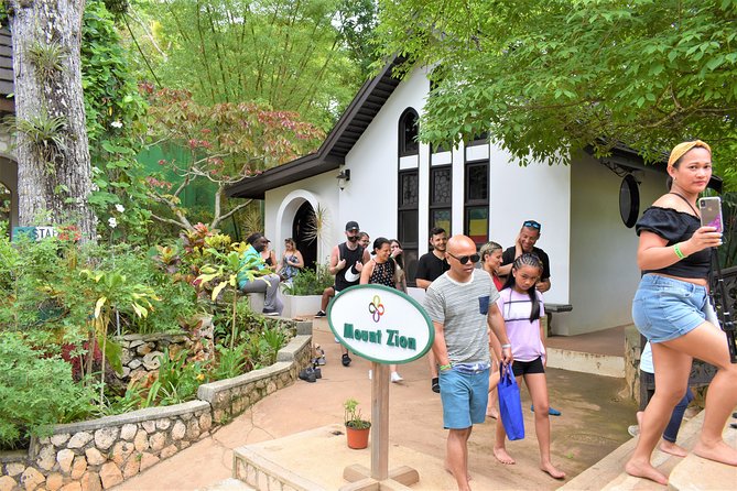 Bob Marley's Nine Mile Day-Trip w/Admission & Guided Tour from Grand Palladium - Rose Hall Great House and Jamaica’s plantation past
