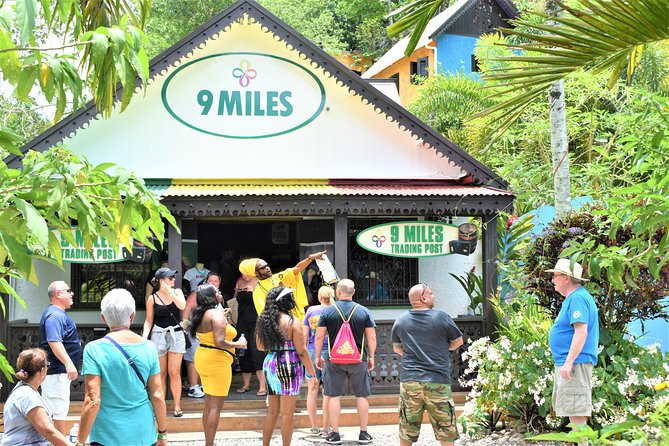 Bob Marley's Nine Mile Day-Trip w/Admission & Guided Tour from Grand Palladium - Who will enjoy this Jamaican day trip