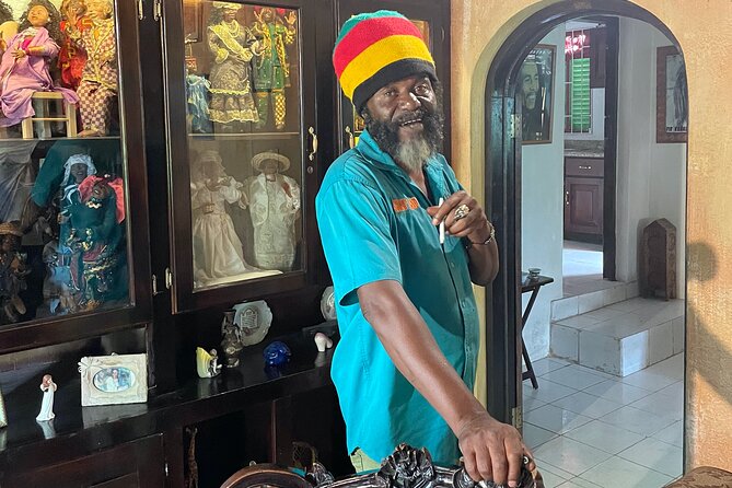Bob Marley's Nine Mile Mausoleum Tour (Complimentary Rum Punch) - The mausoleum and a quieter side of Marley’s story