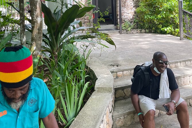 Bob Marley's Nine Mile Mausoleum Tour (Complimentary Rum Punch) - Why a private tour can be worth the cost