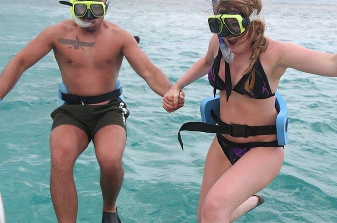 Catamaran, snorkeling & Dunn's River Falls - Snorkeling in changing sea conditions