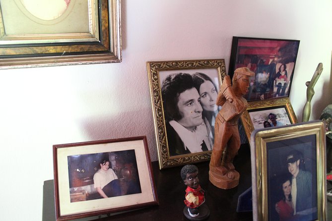 Cinnamon Hill Great House Tour: Home of Johnny Cash - Walking into Johnny Cash’s Jamaica home