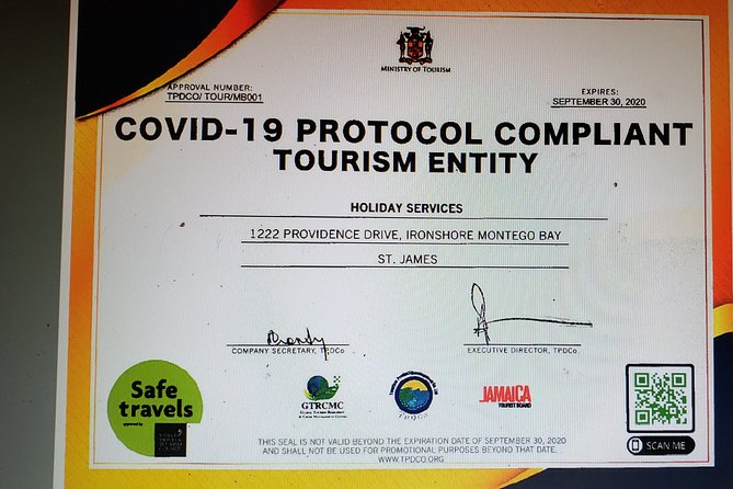 Club Mobay VIP Lounge Access and Round-Trip Airport Transfer - Who gets the most value from Club Mobay