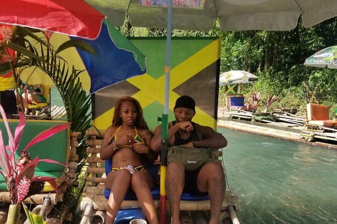 Customized Bamboo Rafting Limestone Massage with Coconut Water - A short stop for shopping and handmade goods