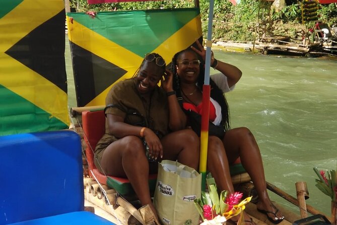 Customized Happy Hour Bamboo Rafting+Limestone Massage + Shopping - Shopping, photos, and the customized feel