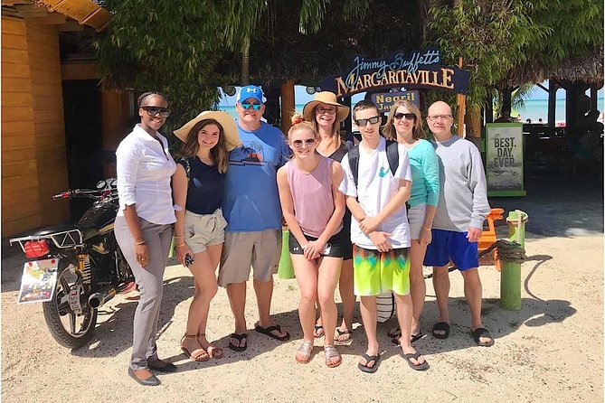 Day Tour Negril Beach & Ricks Cafe - Four hours on Seven Mile Beach