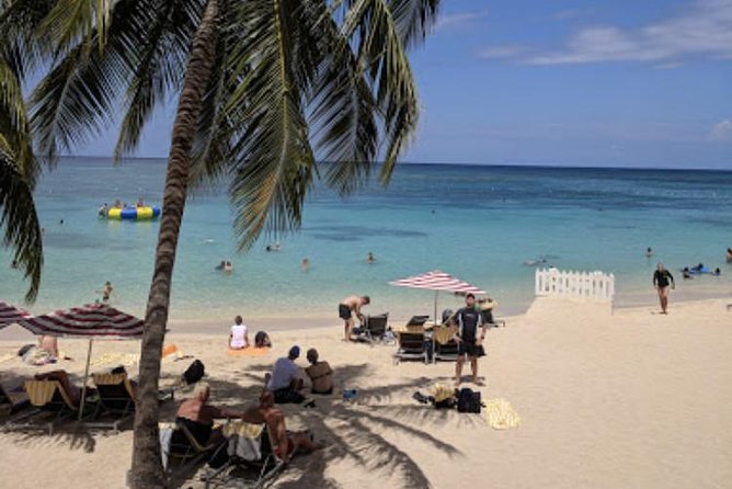 Doctor's Cave Beach, Jimmy Buffett 's Margaritaville and Shopping - What to bring and how to pace the day