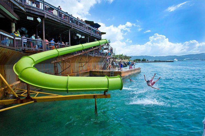 Doctor's Cave Beach, Margaritaville & Shopping from Montego Bay Hotels - Should you book Doctors Cave, Margaritaville, and the Hip Strip?
