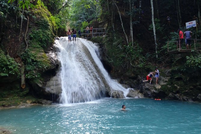 Dunn's River Falls - Why combine Dunn’s River Falls with Blue Hole?