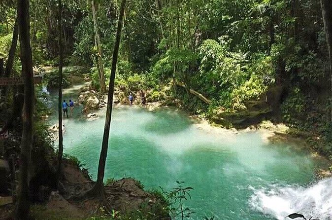 Dunn's River Falls and Blue Hole Combo Tour From Ocho Rios & Runaway Bay - Who Will Get the Most From This Tour