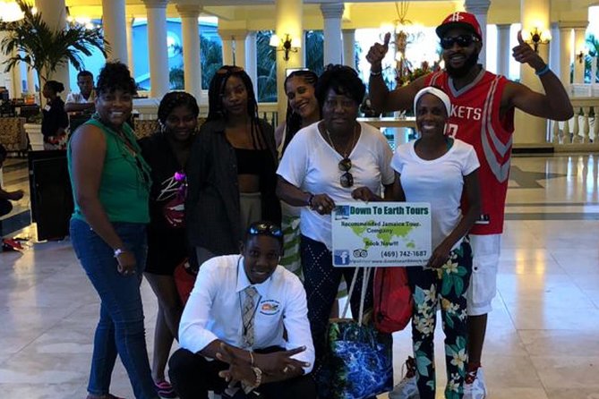 Dunn's River Falls and Jamaica Sightseeing Private Tour - Lunch, shopping, and the flexible part of the day