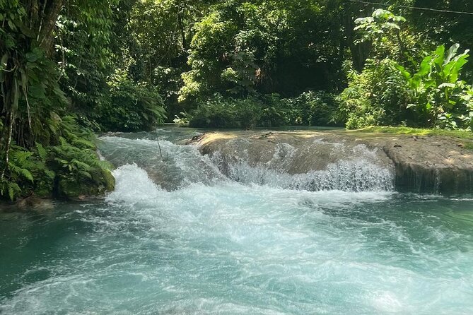 Dunn's River Falls & Blue Hole Tour from Montego Bay - Tips that make the day easier