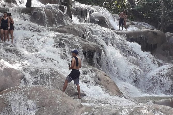 Dunn's River Falls from Ocho Rios - Climbing Dunn’s River Falls from Ocho Rios
