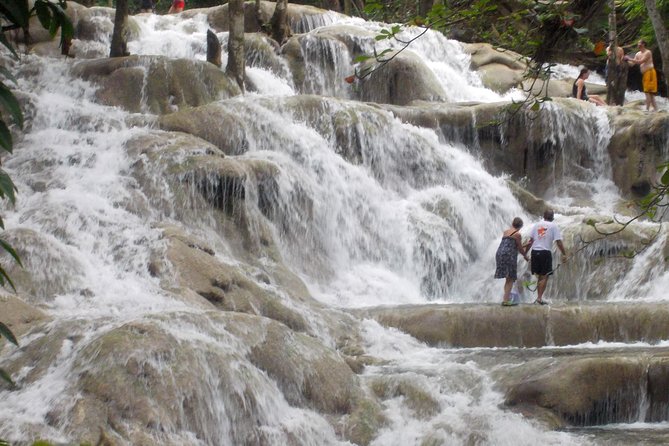 Dunn's river falls, shopping and lunch - Who will get the most from this tour