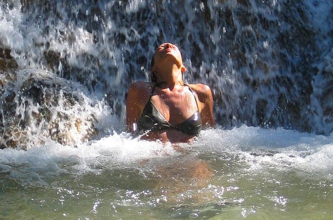 Dunn's river falls, shopping and lunch - Timing, cancellation, and practical planning