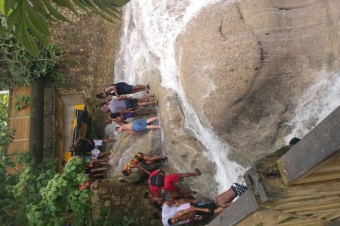 Dunns River Falls Scenic Tour - The countryside drive from Kingston