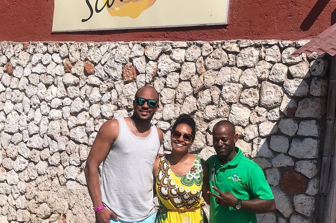 Explore, Montego Bay highlight City Tour and shopping. - Seeing Montego Bay through local history